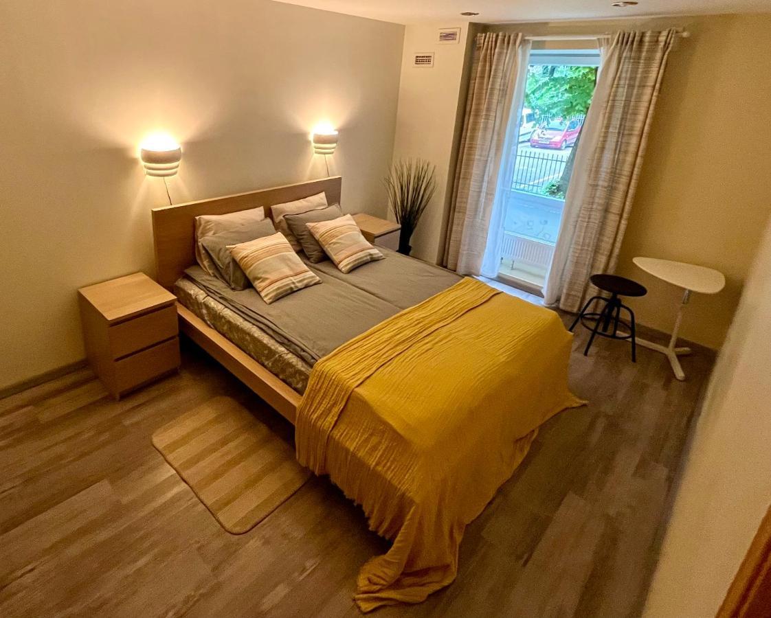Cozy Vibes Like Home It Is Quiet Apartment With Three Bedrooms Riga Ngoại thất bức ảnh