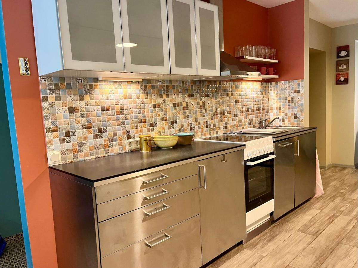 Cozy Vibes Like Home It Is Quiet Apartment With Three Bedrooms Riga Ngoại thất bức ảnh