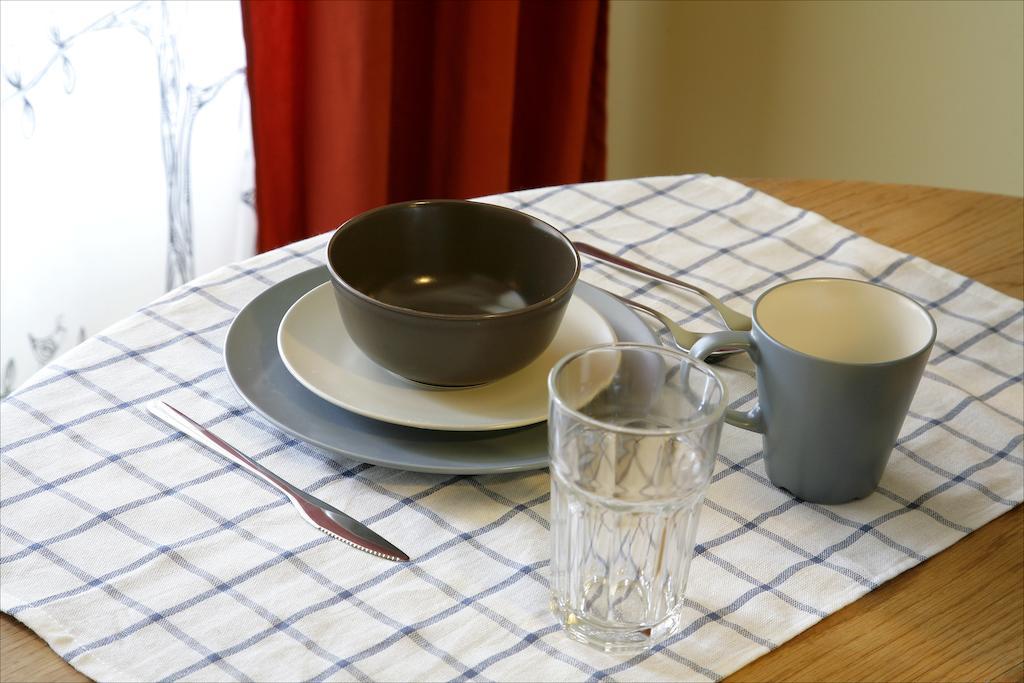 Cozy Vibes Like Home It Is Quiet Apartment With Three Bedrooms Riga Ngoại thất bức ảnh